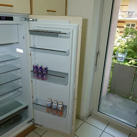 Апартаменты Designer Apt, 2 Balconies, 10min To Main Station Цюрих