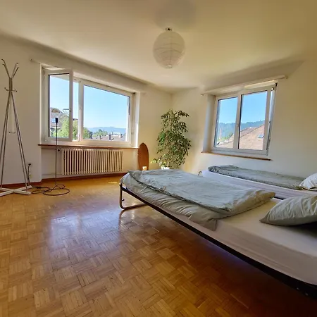 Designer Apt, 2 Balconies, 10min To Main Station ציריך